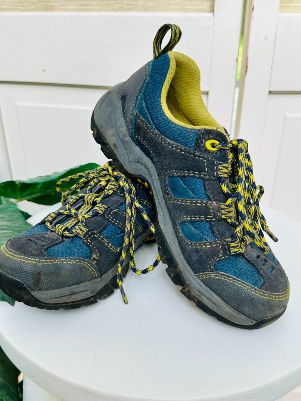 L.L. Bean Kids Trail Hiking Shoes Boys Size 2 Blue Yellow Outdoor Sneakers